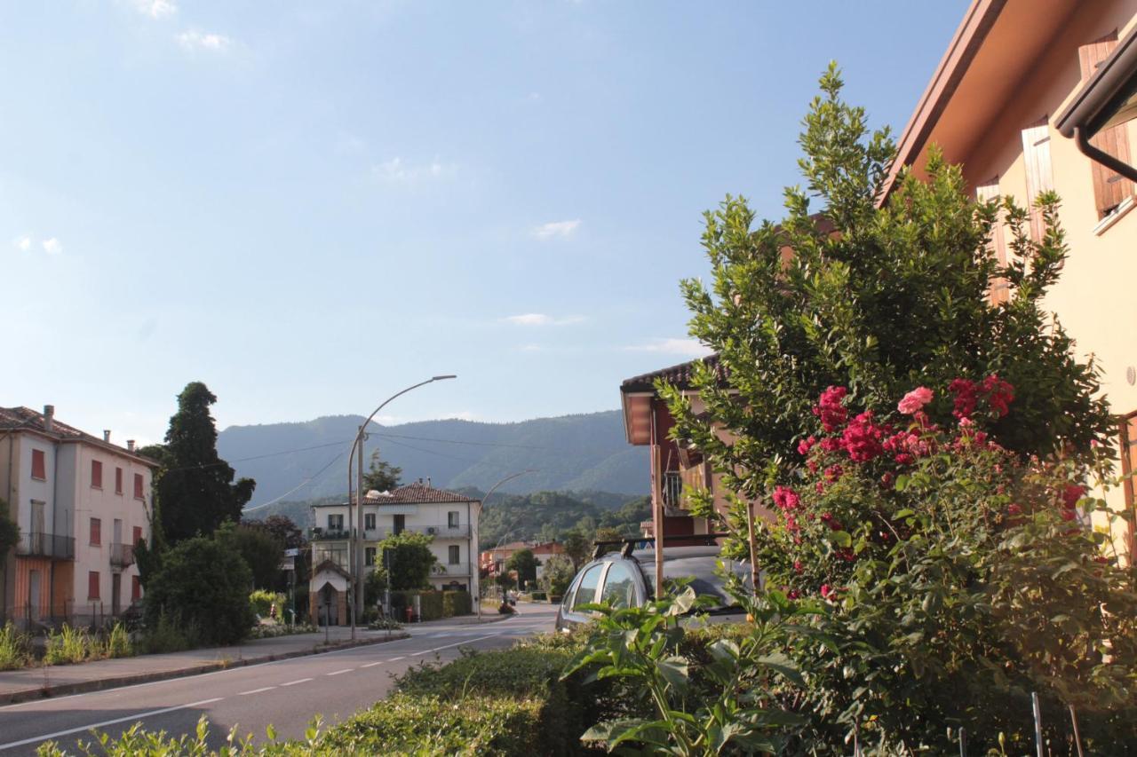 Locazione Turistica Gravetta Apartman Tarzo Kültér fotó